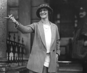 Nancy Astor Biography