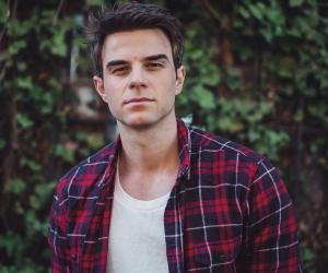 Nathaniel Buzolic