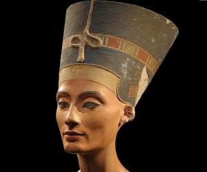 Nefertiti Biography