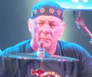 Neil Peart Biography