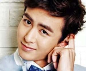 Nichkhun