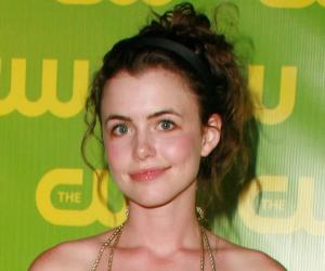 Nicole Linkletter