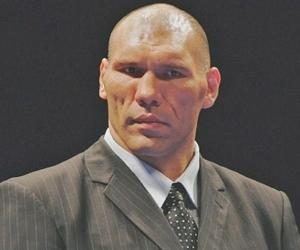 Nikolai Valuev Biography