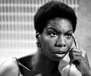 Nina Simone Biography - Facts, Childhood, Family Life & Achievements