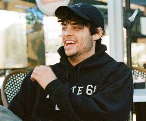 Noah Centineo