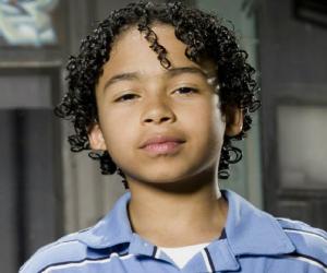 Noah Gray-Cabey Biography