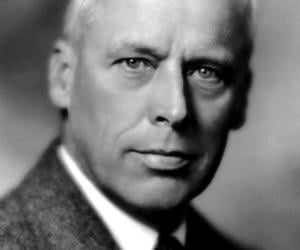 Norman Thomas Biography