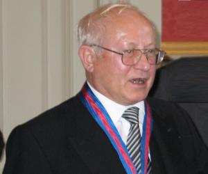 Oleg Gordievsky Biography