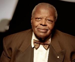 Oscar Peterson Biography