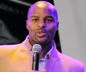 Osi Umenyiora Biography