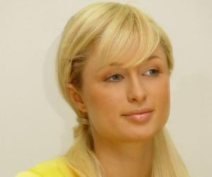 Paris Hilton Biography