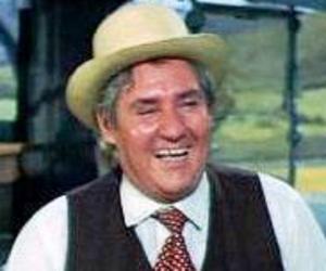 Pat Buttram