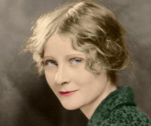 Peg Entwistle Biography