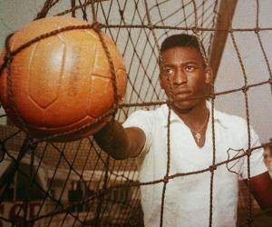 Pele Biography