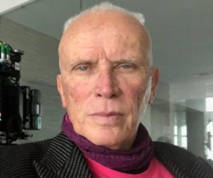 Peter Weller