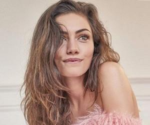 Phoebe Tonkin