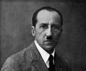 Piet Mondrian Biography