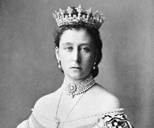 Princess Alice ... Biography