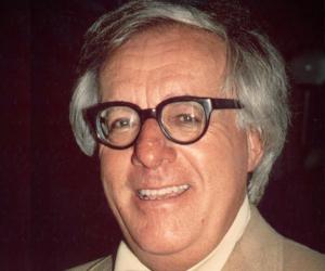 Ray Bradbury Biography