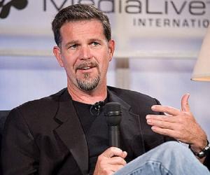 Reed Hastings Biography