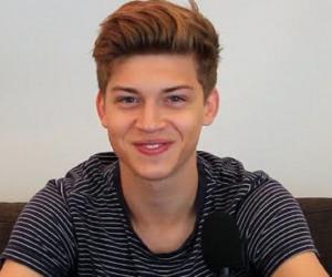 Ricky Garcia Biography