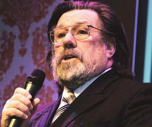 Ricky Tomlinson