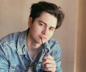 Riley McDonough