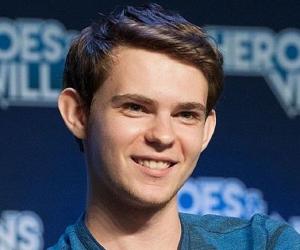 Robbie Kay