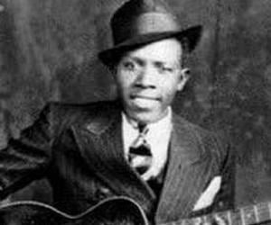 Robert Johnson Biography