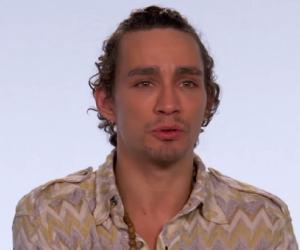 Robert Sheehan