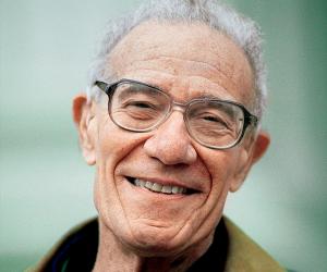 Robert Solow Biography