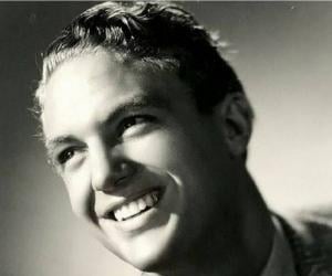 Robert Stack