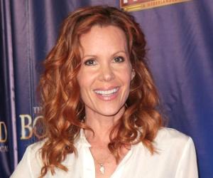 Robyn Lively Biography