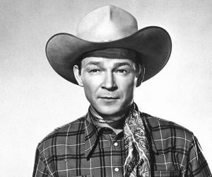 rogers roy cowboy famous hat biography western 60s childhood kenny actor timeline movie achievements cowboys elton john who thefamouspeople profiles