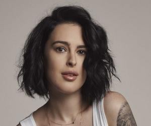 Rumer Willis Biography