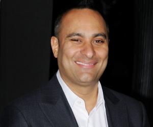 Russell Peters Biography