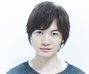 Ryunosuke Kamiki Biography