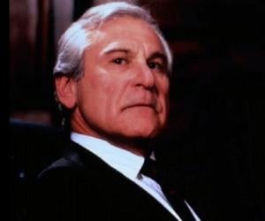 Sam Wanamaker Biography