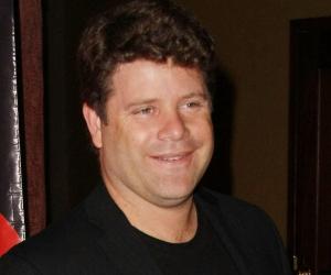 Sean Astin