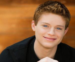 Sean Berdy Biography