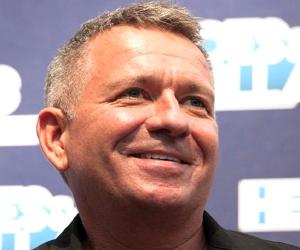 Sean Pertwee