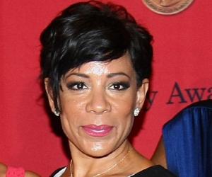 Selenis Leyva Biography