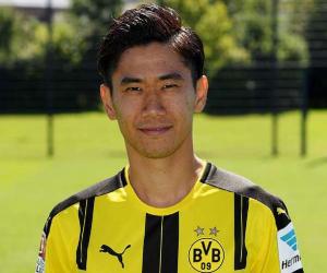 Shinji Kagawa Biography