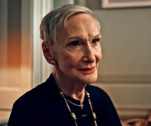 Sian Phillips