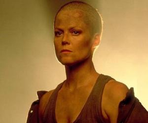 Sigourney Weaver