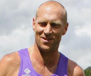 Simon Booth (runner)