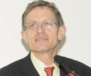 Simon Calder