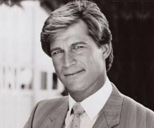 Simon MacCorkindale