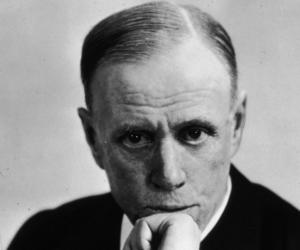 Sinclair Lewis