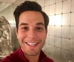 Skylar Astin